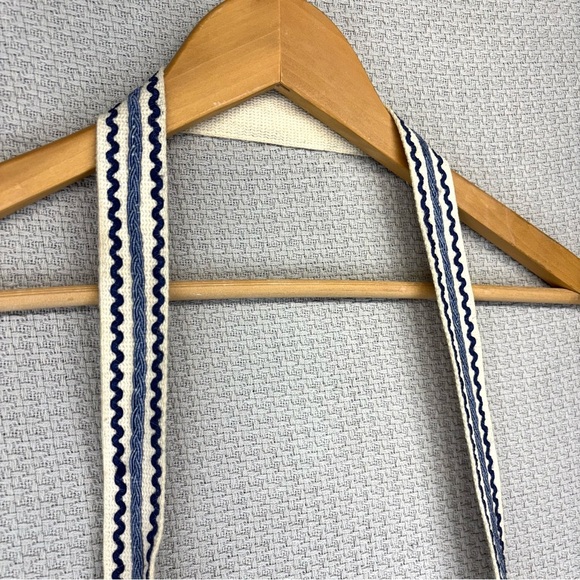 Labellum By Hillary Scott Hand Beaded Boho Blue Ombre Fringe Crossbody Bag - Picture 3 of 14